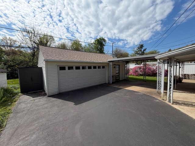 704 EL HATCO DR, Temple, PA 19560