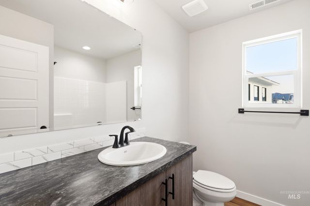 18462 N Calla Lily Ave, Nampa, ID 83687