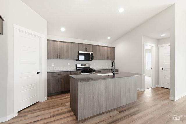 18462 N Calla Lily Ave, Nampa, ID 83687