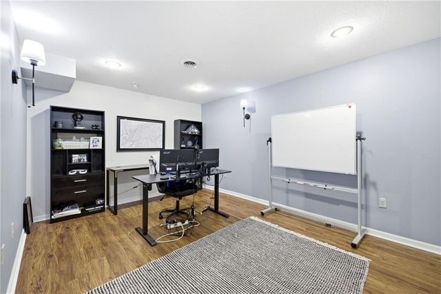 15013 W 77th Terrace, Lenexa, KS 66216