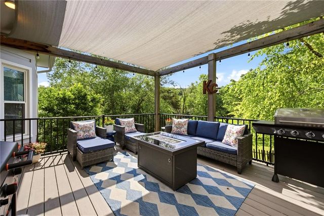15013 W 77th Terrace, Lenexa, KS 66216