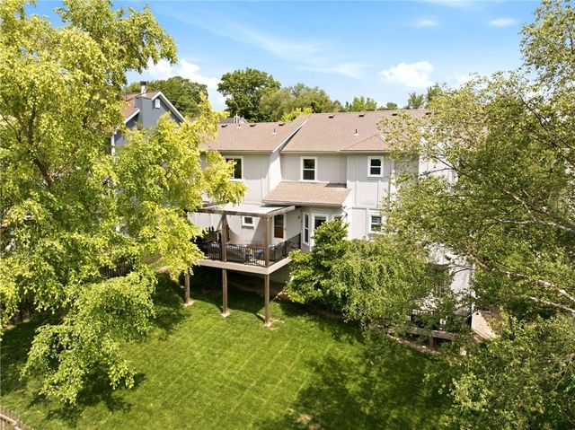 15013 W 77th Terrace, Lenexa, KS 66216