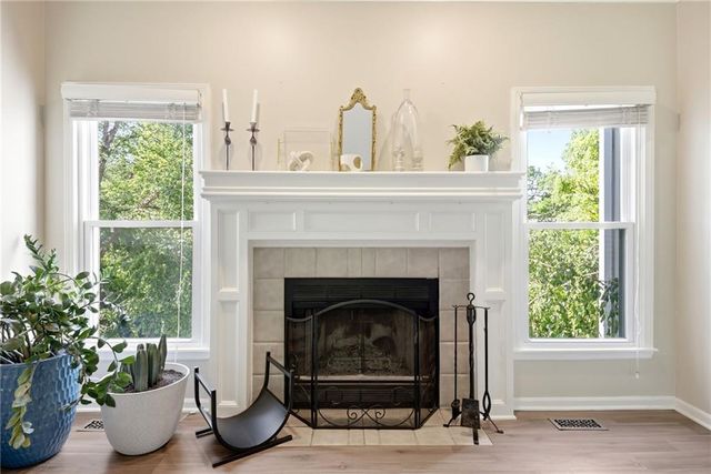 15013 W 77th Terrace, Lenexa, KS 66216