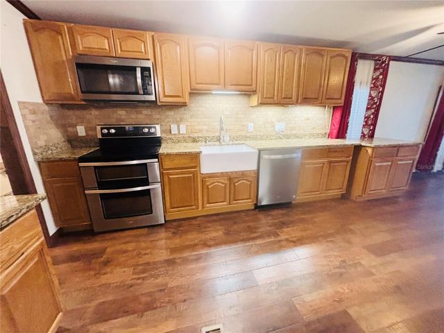 34445 COUNTRYSIDE DRIVE, Wesley Chapel, FL 33543