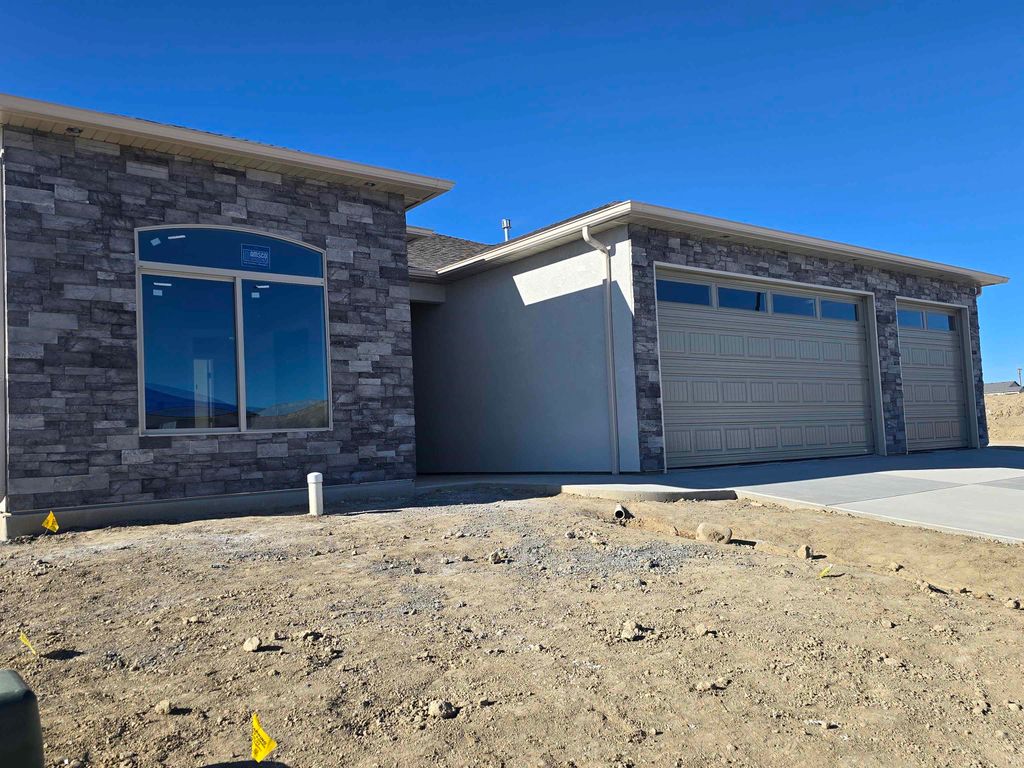 697 ARRAN WAY, Grand Junction, CO 81504