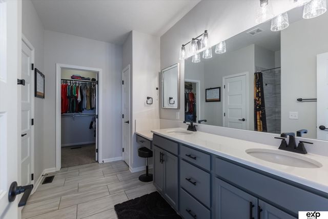 10002 S 191 Avenue, Gretna, NE 68136