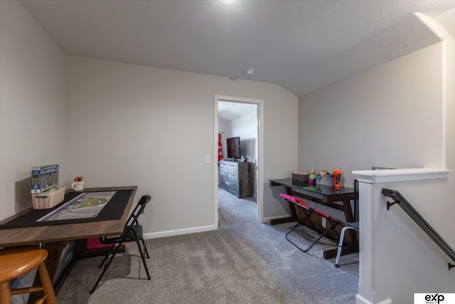 10002 S 191 Avenue, Gretna, NE 68136