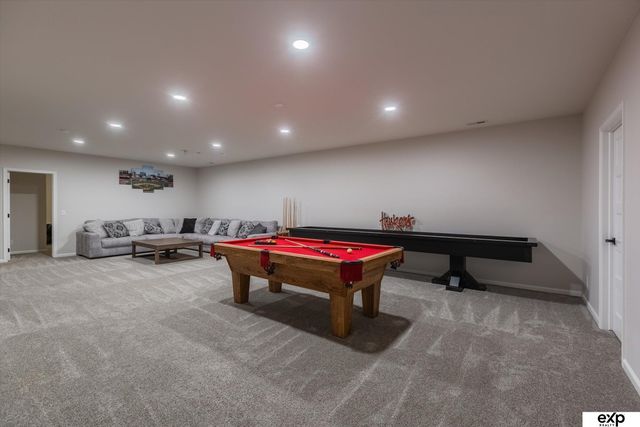 10002 S 191 Avenue, Gretna, NE 68136