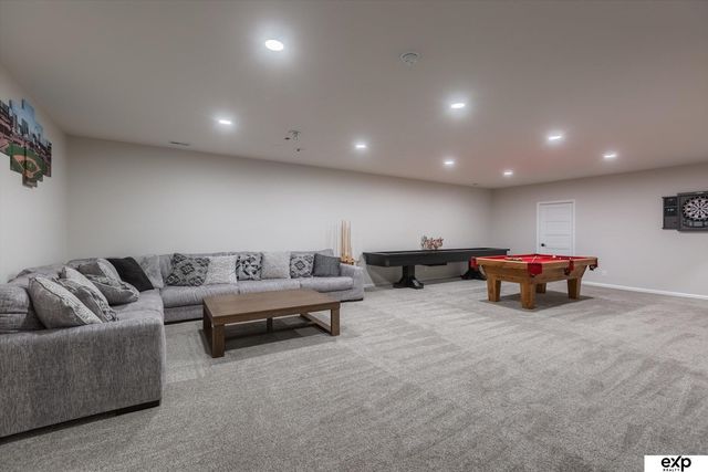 10002 S 191 Avenue, Gretna, NE 68136