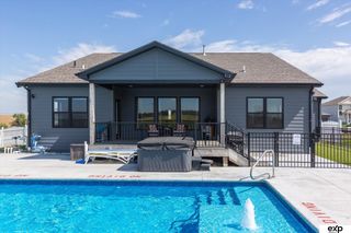 10002 S 191 Avenue, Gretna, NE 68136