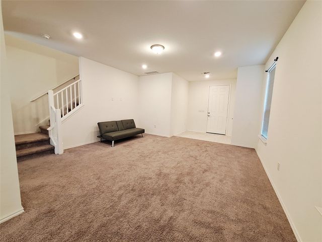 6413 Wagon Spring ST, Del Valle, TX 78617