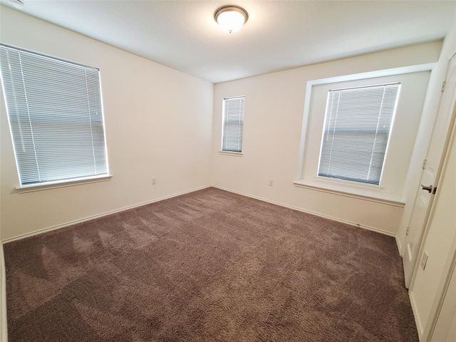 6413 Wagon Spring ST, Del Valle, TX 78617