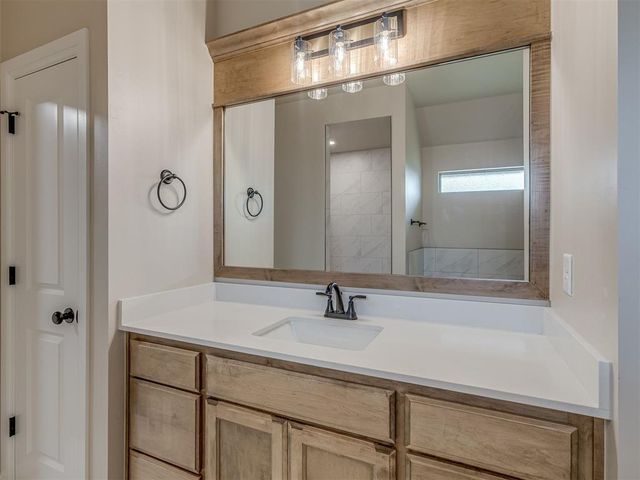 10200 Gentry Crossing, Oklahoma City, OK 73169