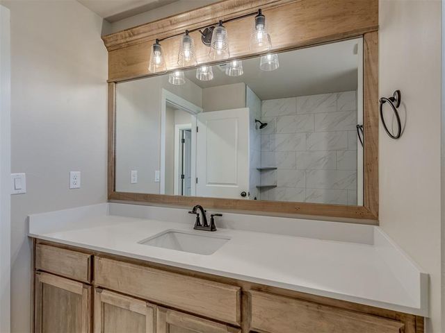 10200 Gentry Crossing, Oklahoma City, OK 73169