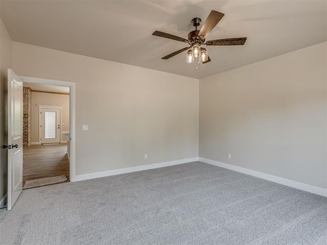 10200 Gentry Crossing, Oklahoma City, OK 73169