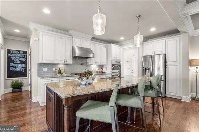 6049 Grand Loop Road, Sugar Hill, GA 30518