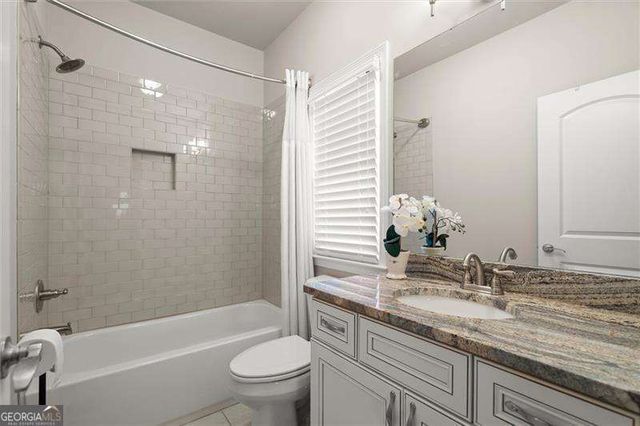 6049 Grand Loop Road, Sugar Hill, GA 30518