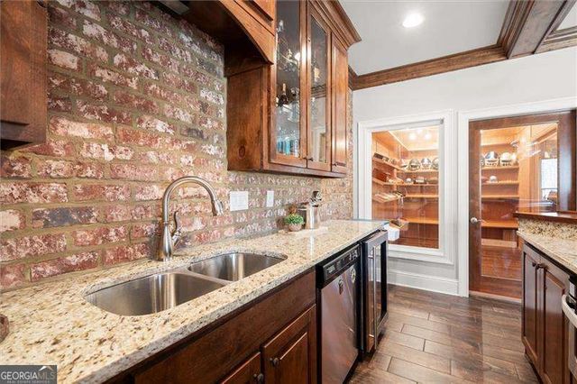 6049 Grand Loop Road, Sugar Hill, GA 30518