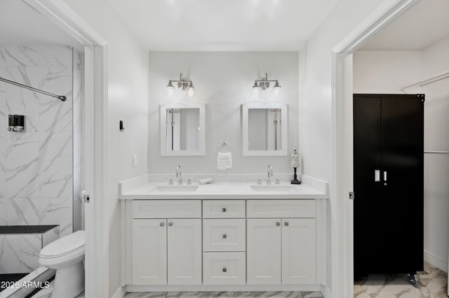 2209 E WINDSOR Avenue, Phoenix, AZ 85006