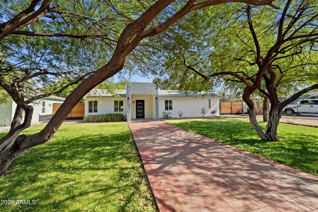 2209 E WINDSOR Avenue, Phoenix, AZ 85006 — photo 4
