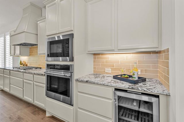 89 Madrone Terrace Place, The Woodlands, TX 77375