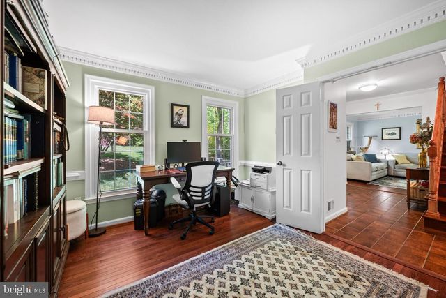 7362 CLIFTON RD, Clifton, VA 20124