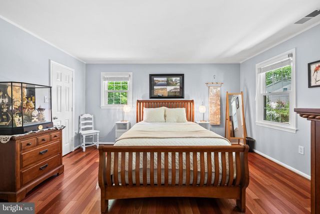 7362 CLIFTON RD, Clifton, VA 20124