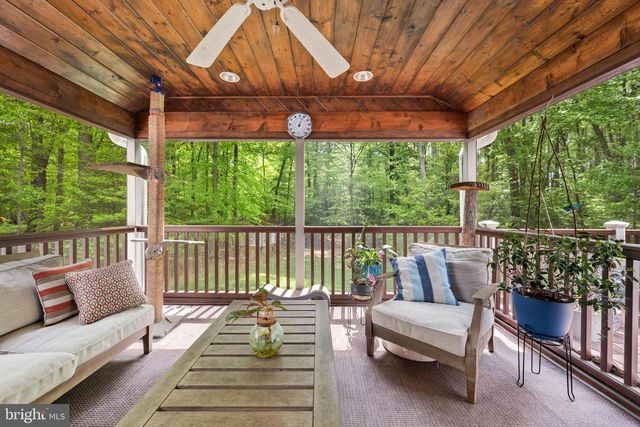 7362 CLIFTON RD, Clifton, VA 20124