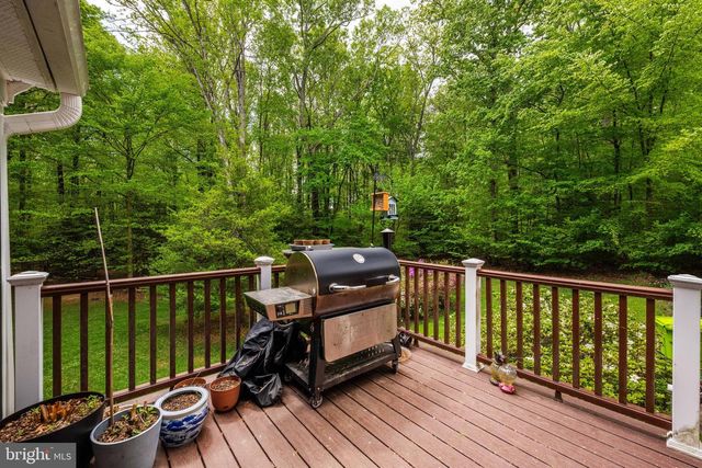 7362 CLIFTON RD, Clifton, VA 20124