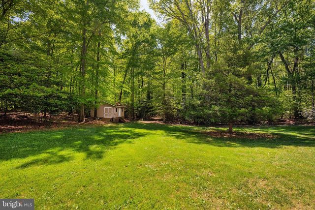 7362 CLIFTON RD, Clifton, VA 20124