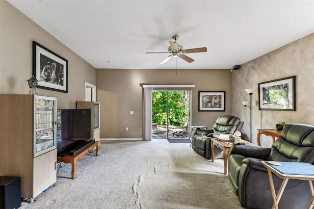 8127 N PACKWOOD AVENUE, Tampa, FL 33604