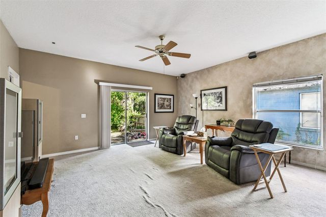 8127 N PACKWOOD AVENUE, Tampa, FL 33604