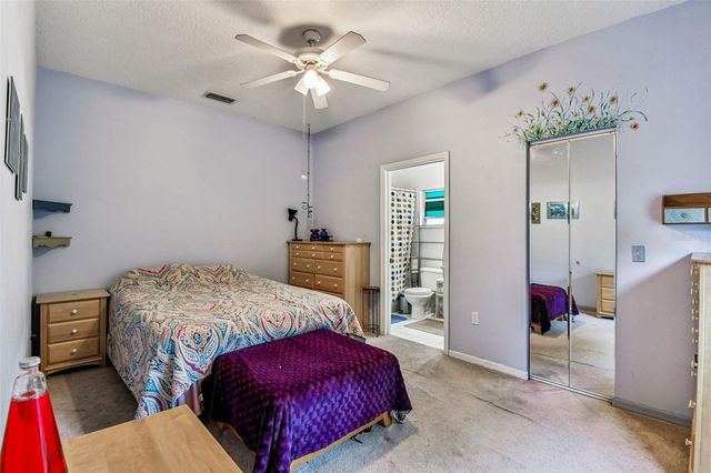 8127 N PACKWOOD AVENUE, Tampa, FL 33604