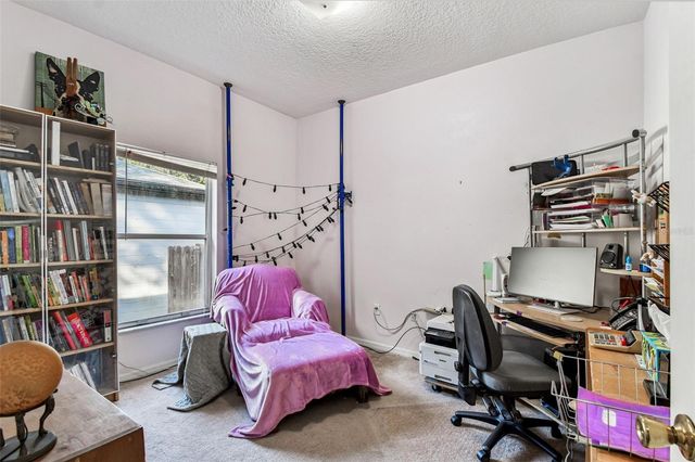 8127 N PACKWOOD AVENUE, Tampa, FL 33604