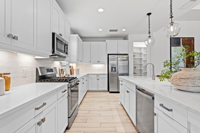 8057 TIDAL POINTE WAY, Sarasota, FL 34240