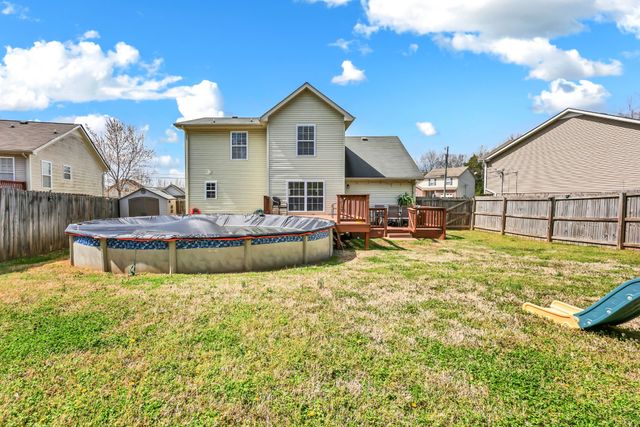 3439 Queensbury Rd, Clarksville, TN 37042