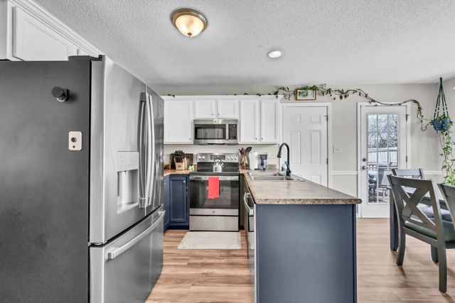 3439 Queensbury Rd, Clarksville, TN 37042