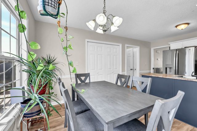 3439 Queensbury Rd, Clarksville, TN 37042