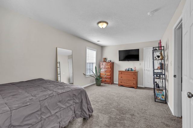 3439 Queensbury Rd, Clarksville, TN 37042