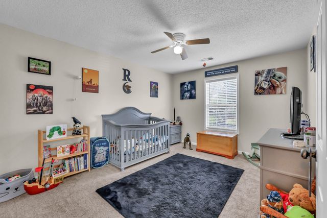 3439 Queensbury Rd, Clarksville, TN 37042