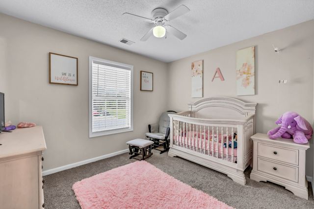 3439 Queensbury Rd, Clarksville, TN 37042