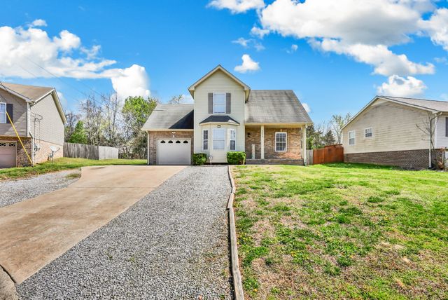 3439 Queensbury Rd, Clarksville, TN 37042