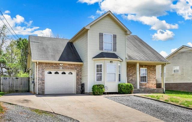 3439 Queensbury Rd, Clarksville, TN 37042