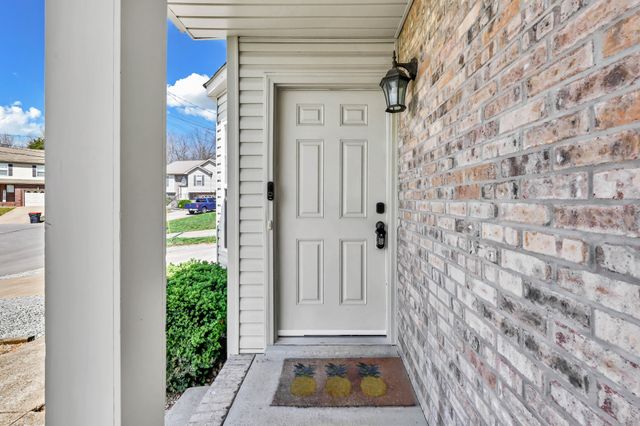 3439 Queensbury Rd, Clarksville, TN 37042