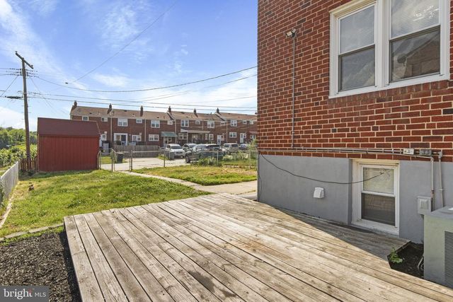 912 WILTON DR, Baltimore, MD 21227