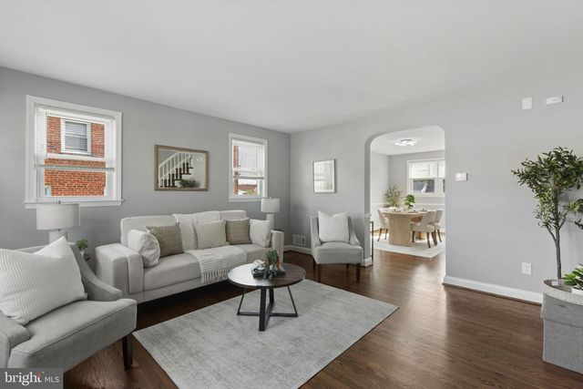 912 WILTON DR, Baltimore, MD 21227