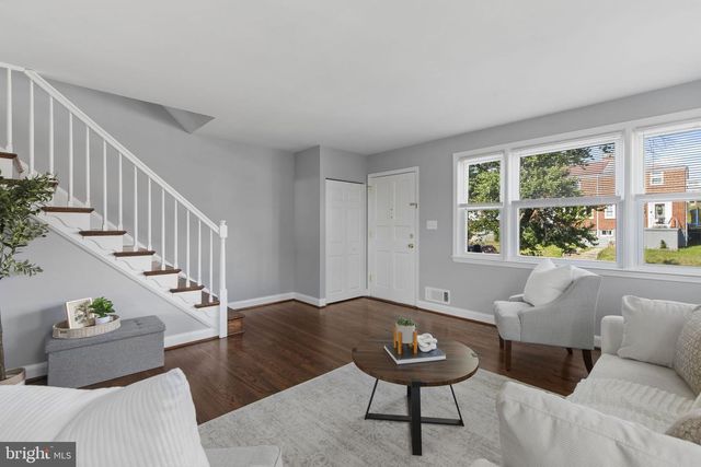 912 WILTON DR, Baltimore, MD 21227