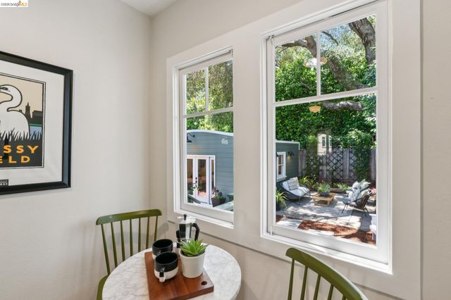 3101 Sheffield Ave, Oakland, CA 94602