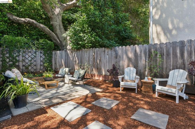 3101 Sheffield Ave, Oakland, CA 94602