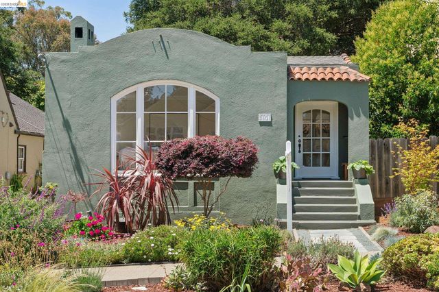 3101 Sheffield Ave, Oakland, CA 94602